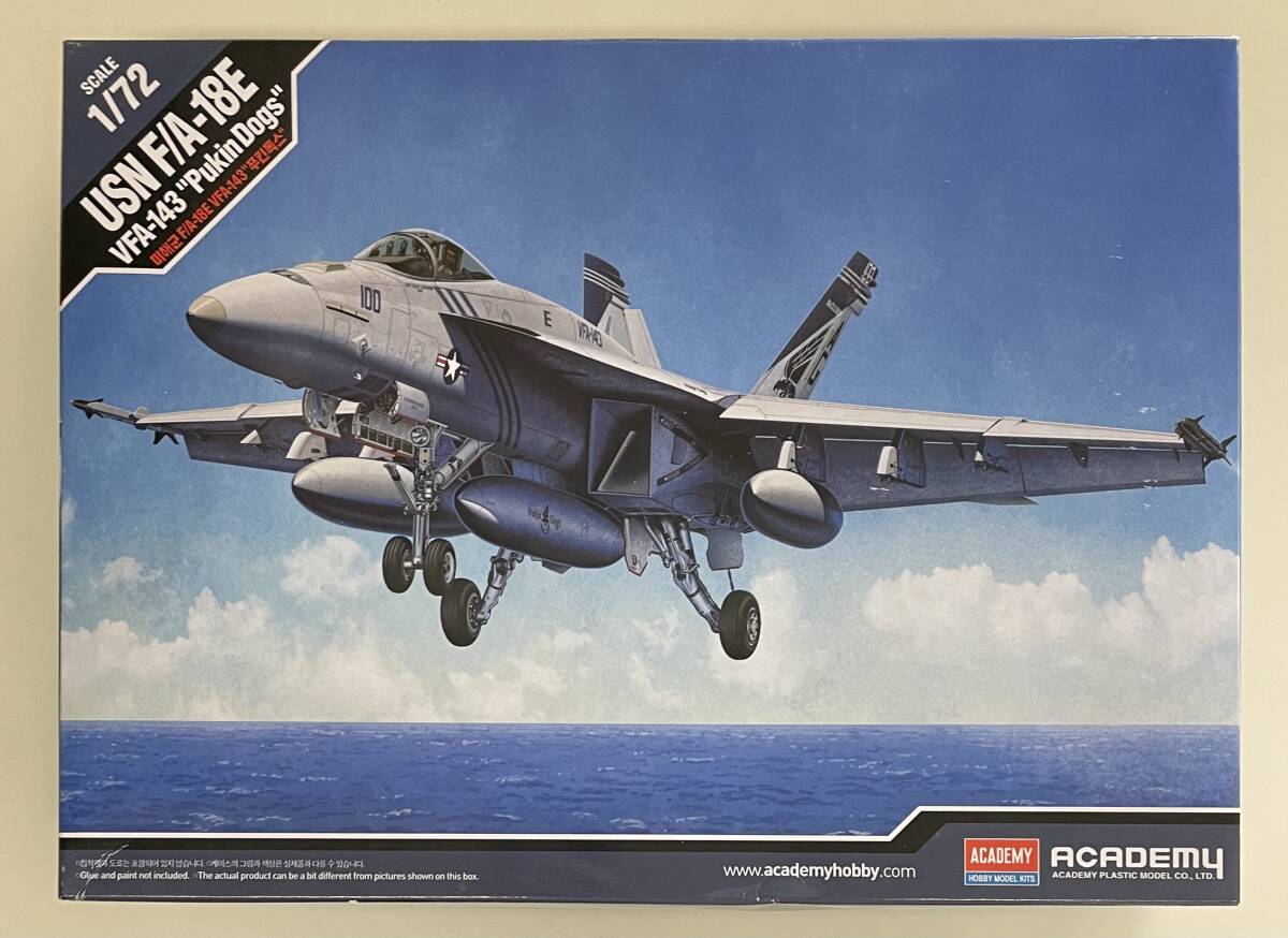送料660円～ 希少 未使用品 ACADEMY アカデミー 1/72 F/A-18E VFA-143 ピューキン・ドッグス カルトグラフ製デカール付属 プラモデル