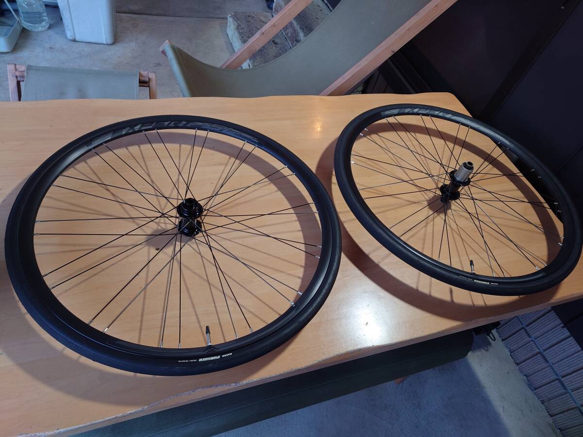 【走行距離100km未満、美品】メリダ 700cディスククリンチャーホイールセット MERIDA EXPERT SL タイヤ DISC シマノ11速12速対応