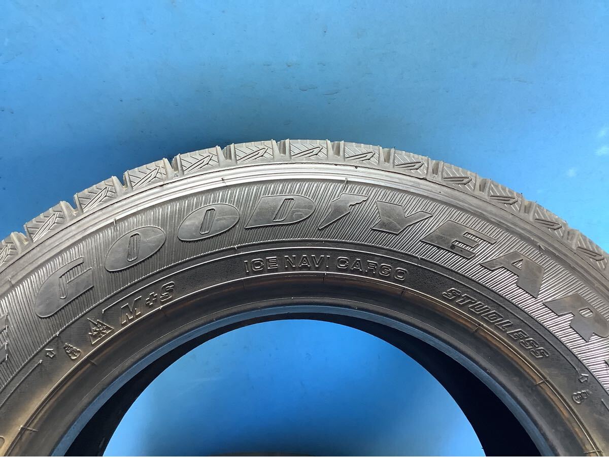 245/50R14.5 106L LT 21年　　　　　　グッドイヤー　ICE NAVI CARGO 中古タイヤ2本　　　　スタッドレスタイヤ_画像6