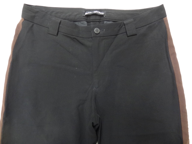 ISSEY MIYAKE イッセイミヤケ 2トーン ブラック ブラウン カラー 側(cè)章 サイド ライン スラックス フレア ブーツカット パンツ 黒 茶 色 90S