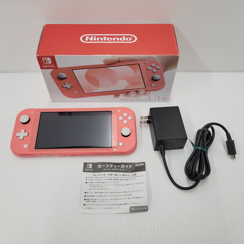 今季ブランド IZU 【中古品】 Nintendo Switch Lite コーラル 〈034-241230-MM ニンテンドースイッチ本体