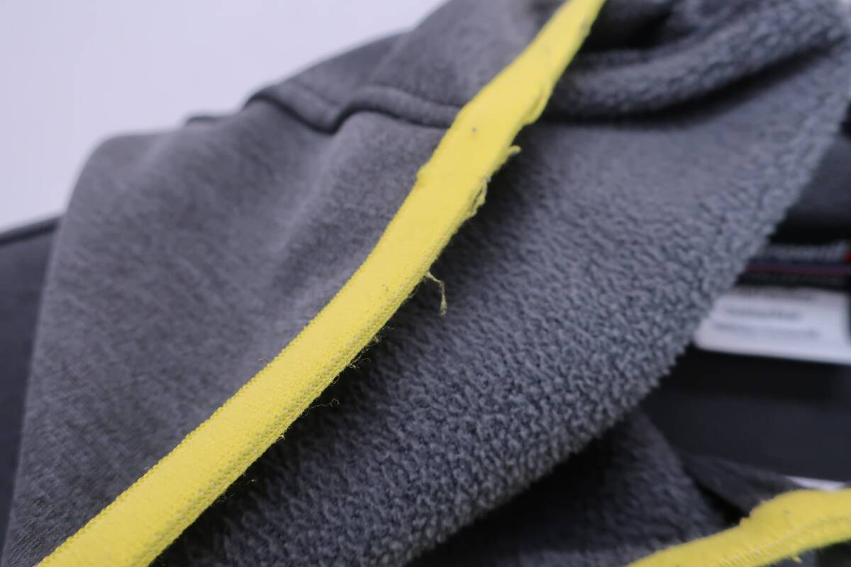 【30%オフ】le coq sportif(ルコックスポルティフ) パーカー 黒系 メンズ L ゴルフ用品 2412-0446 中古_画像3