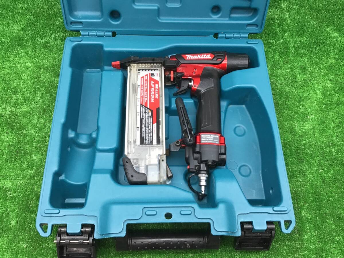 送料無料！【中古動作品】□マキタ(makita) 高圧フィニッシュネイラ AF552H□アクトツール富山店□C