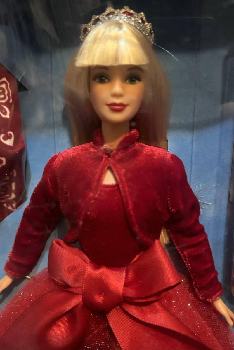 Very Velvet Barbie 1998 год нераспечатанный как новый с дефектом 