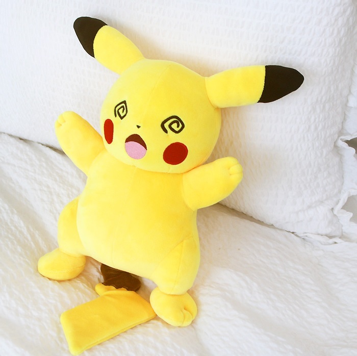 ☆韓国限定☆ポケモン ピカチュウ ぐるぐる グルグル ぬいぐるみ 30cm 送料無料 韓国限定 ポケモン ぐるぐるピカチュウぬいぐるみ M
