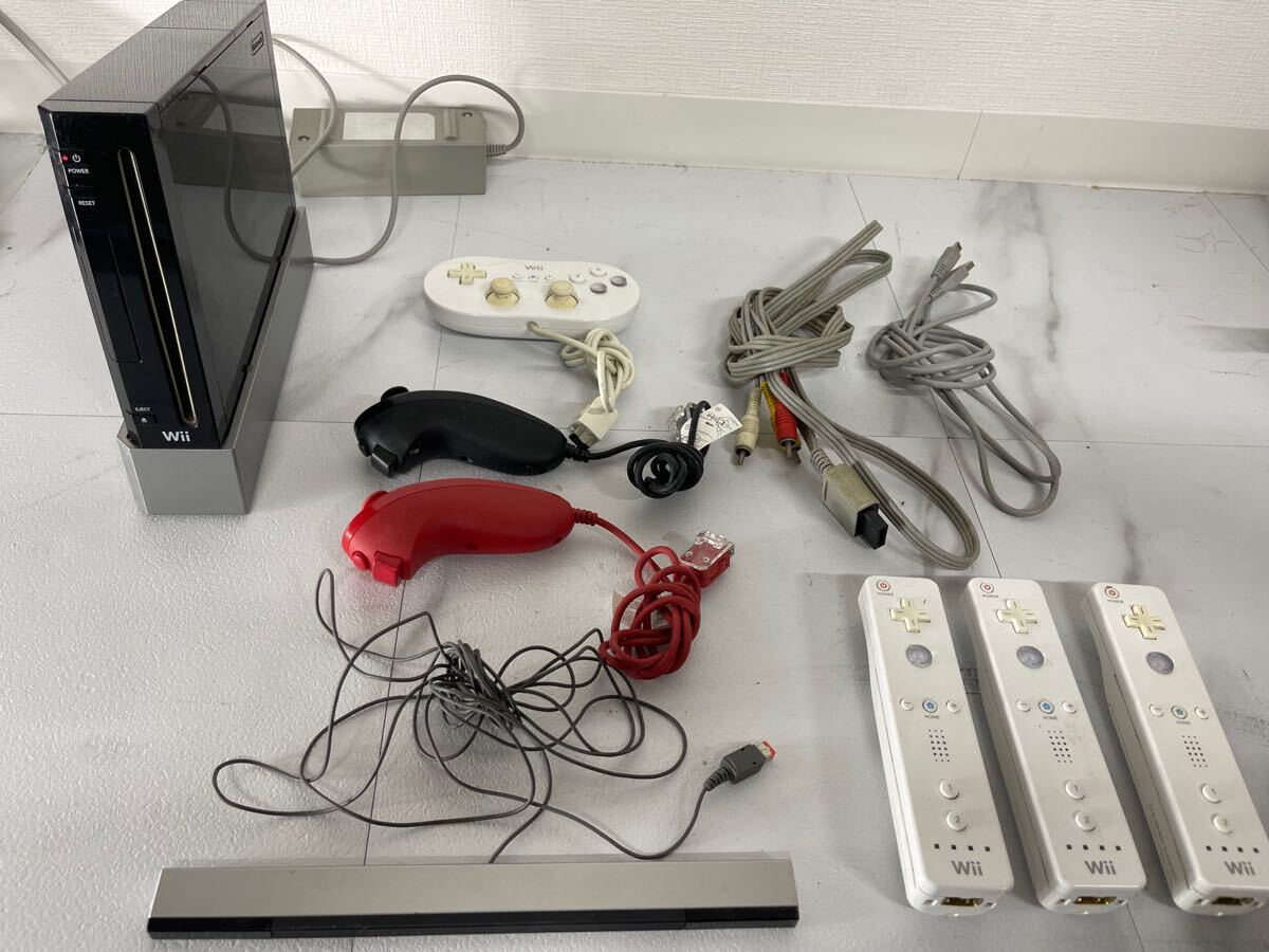 Nintendo 任天堂 Wii本体　リモコン　RVL-0001