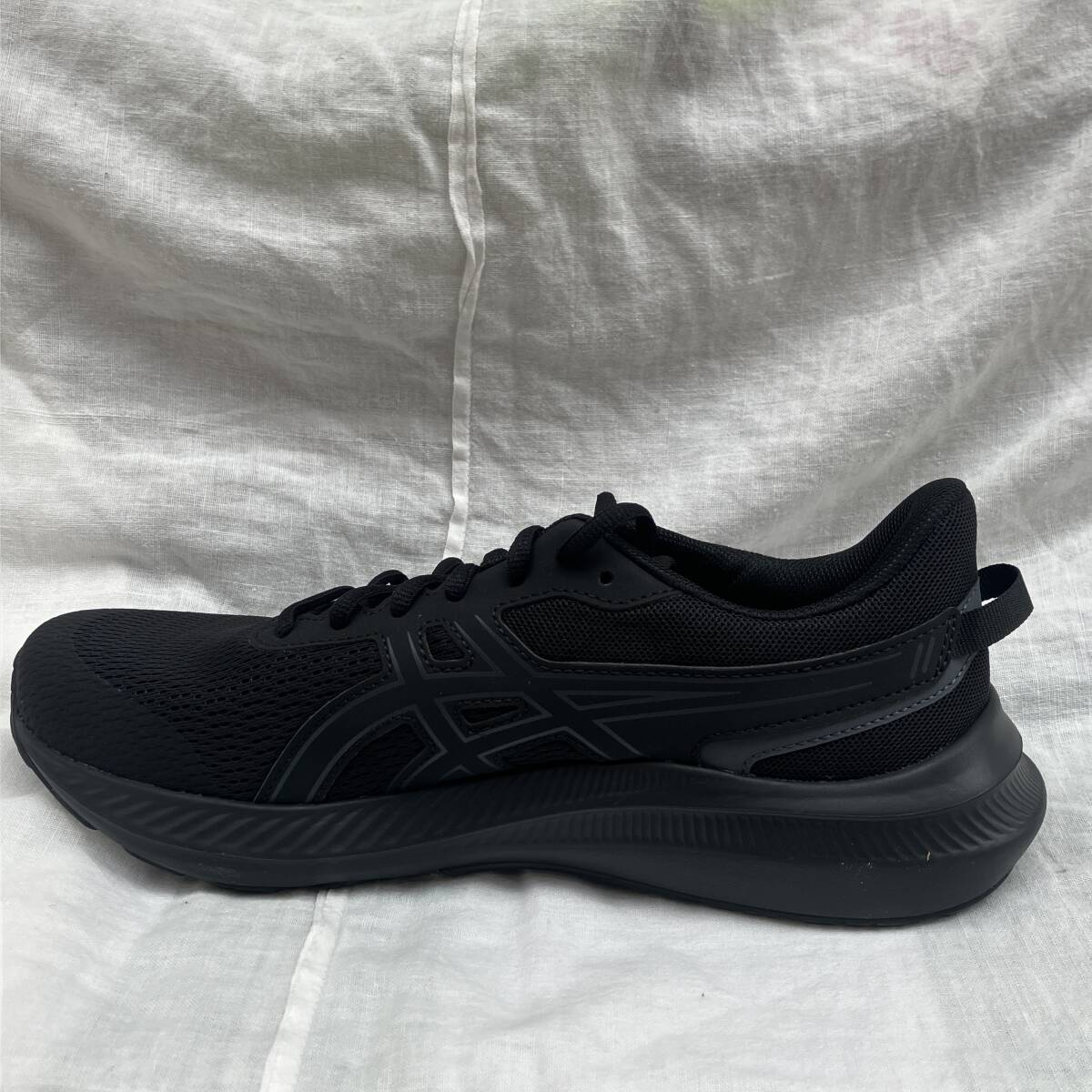 新品未使用品 通学・通勤にも ★アシックス asics★ 28.0cm 『JOLT 5』黒 ランニングシューズ エキストラワイド 足幅4Eタイプ 1011B964/002