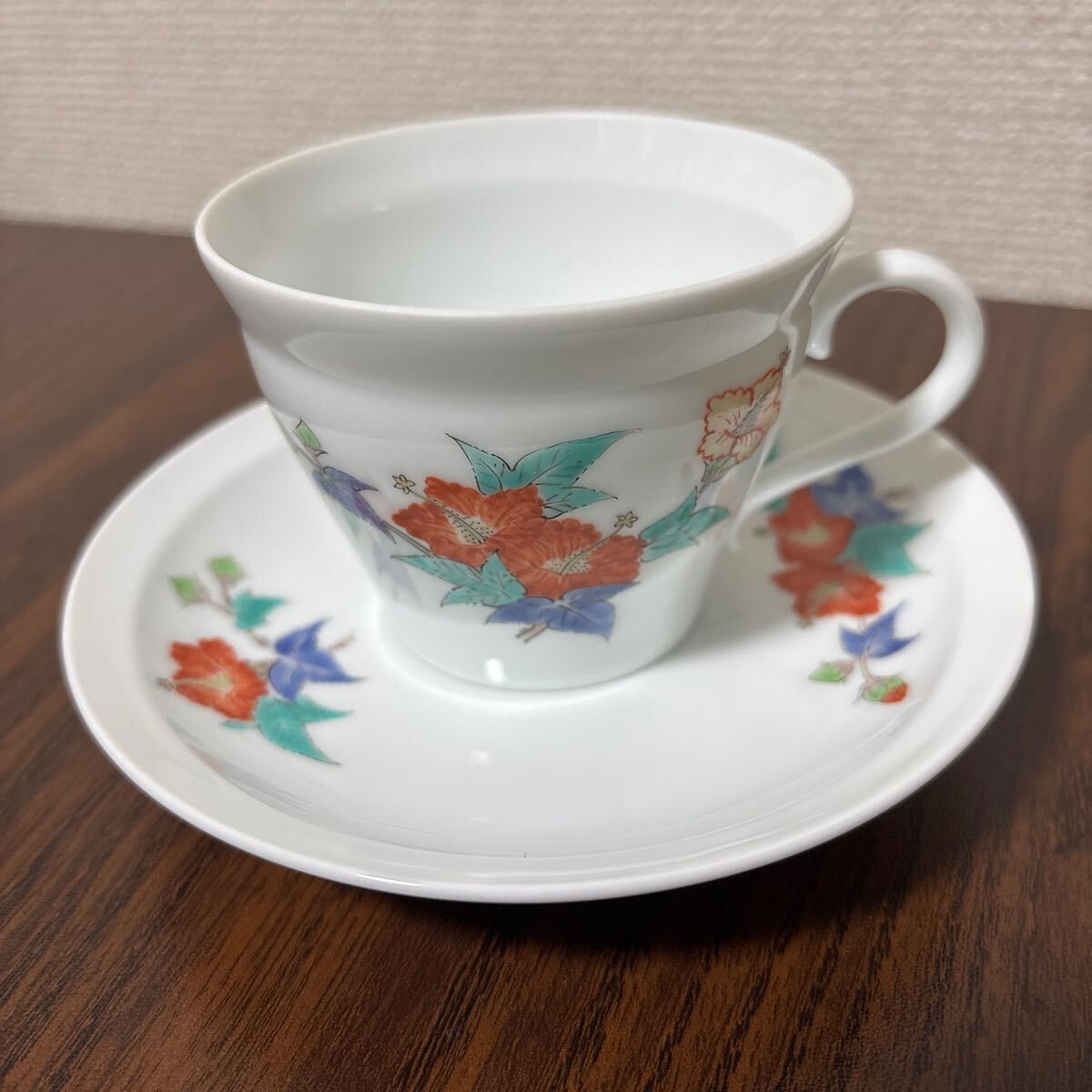 有田焼　酒井田柿右衛(wèi)門　染錦　花分　珈琲碗　カップ&ソーサー