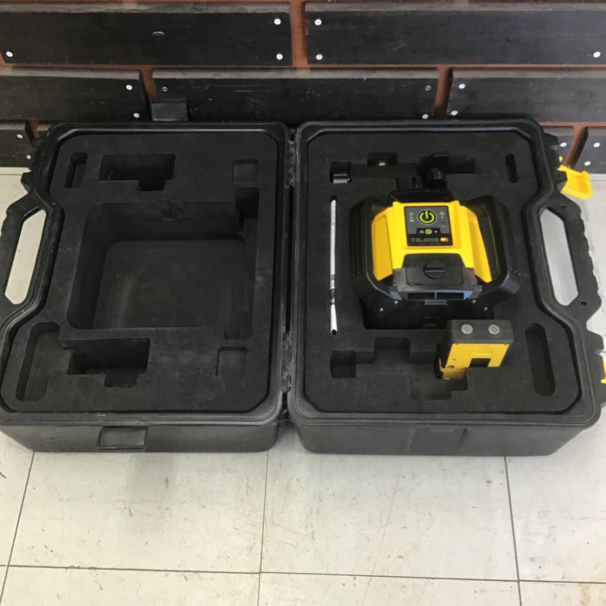 【現状品】 タジマ/TAJIMA ローテーティングレーザー TRL-315H スタンダード受光器(TRL-RCV)付モデル ■送料無料・代引き・店頭受取対応■