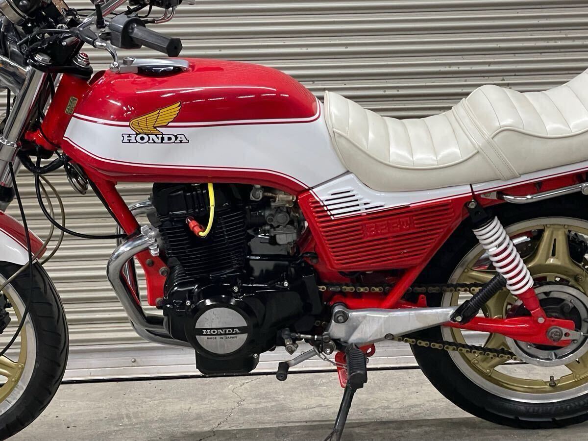 国内物 スーパーホーク250 カスタム 中部限定カラー 極上 旧車 国内物 スーパーホーク250 カスタム 中部限定カラー 極上 旧車