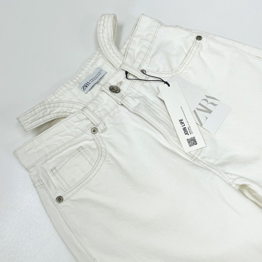 ZARA /32/ ホワイト デニム ジーンズ レディース タグ付き 通勤 大人可愛い 生地 コットン ブラックロゴ アウトドア キャンプ バイク ザラ
