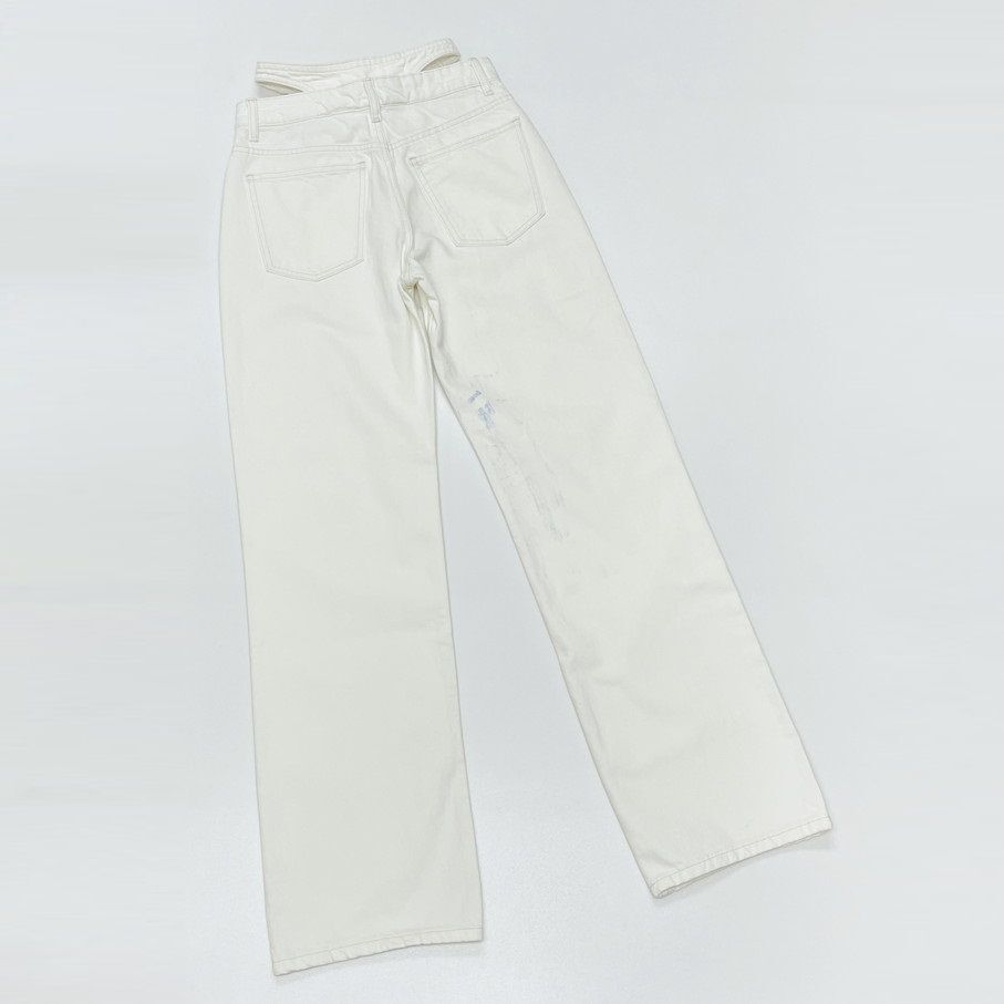 ZARA /32/ ホワイト デニム ジーンズ レディース タグ付き 通勤 大人可愛い 生地 コットン ブラックロゴ アウトドア キャンプ バイク ザラ