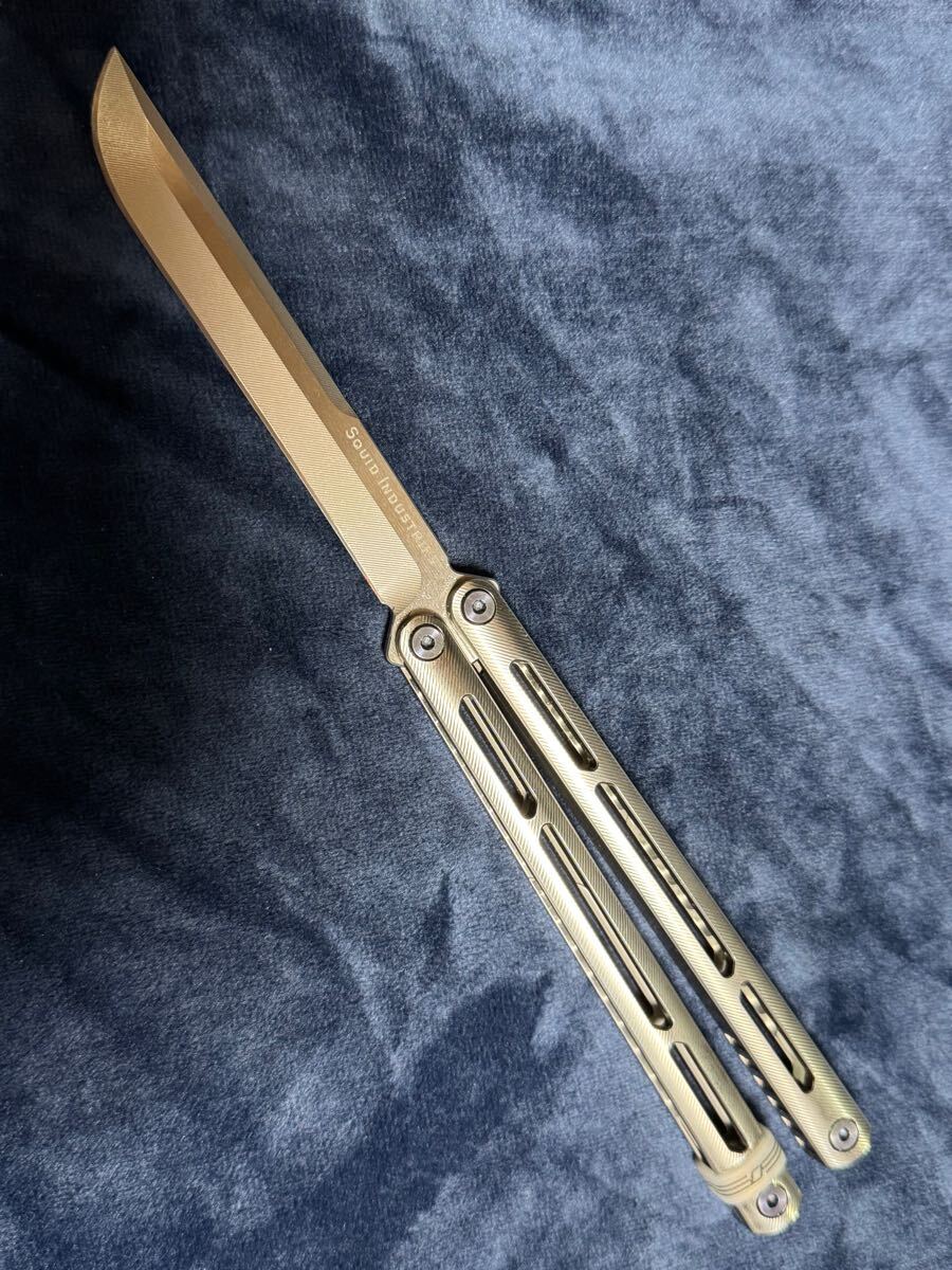 Bali plus Tsunami V4 バタフライナイフ