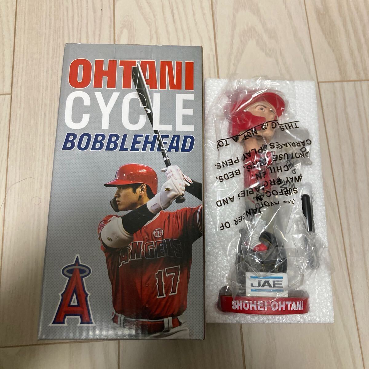 【送料無料】大谷翔平 サイクルヒット達成記念 ボブルヘッド フィギュア 首振り人形