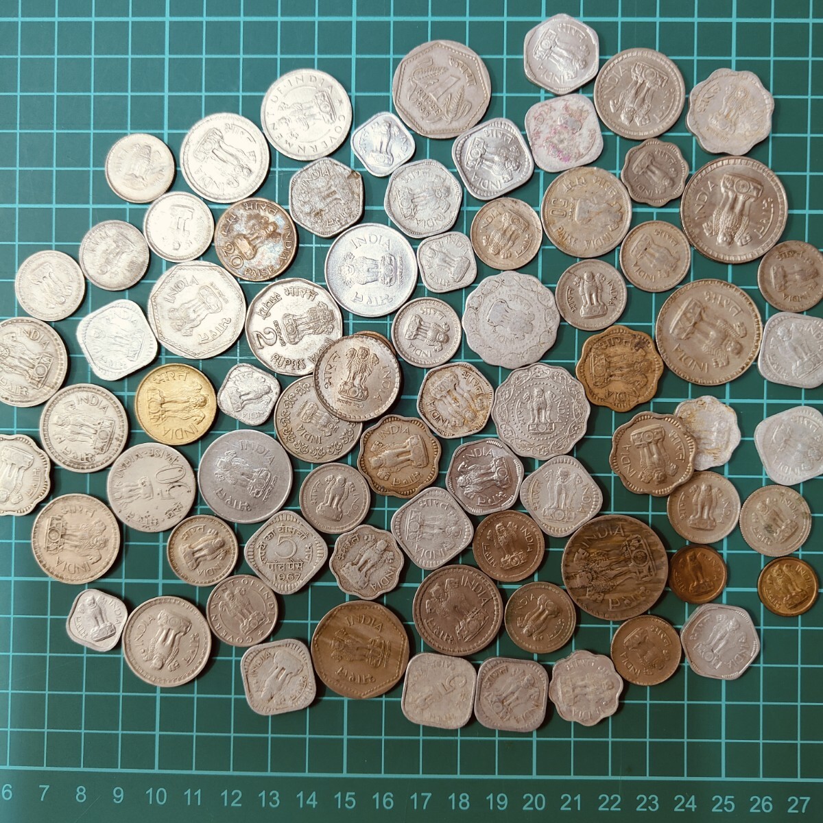 外国硬貨外国コイン外国記念硬貨アジア硬貨約75枚