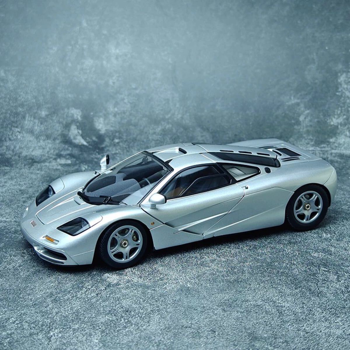 当日発送 未使用 LCD 1/18 マクラーレン F1 XP5 全開閉 金属製 当日発送 未使用 LCD 1/18 マクラーレン F1 XP5 全開閉 金属製