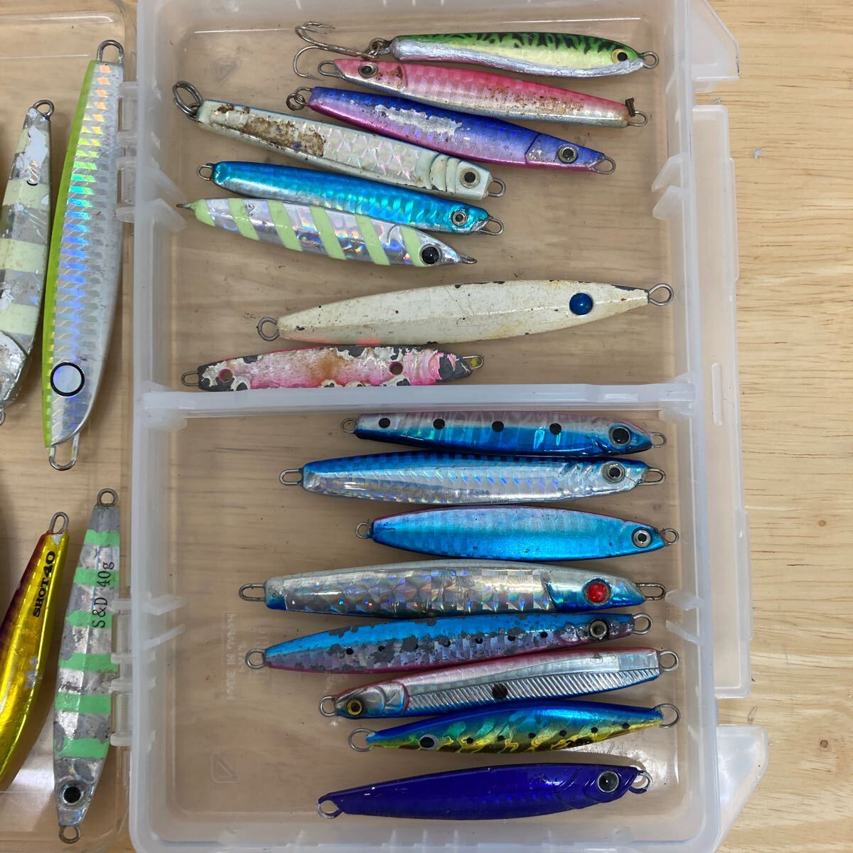 メタルジグ　スプーン　28点セット　ケース付き　18g〜80g ショアキャスティング　コルトスナイパー　ジャックアイ　シマノ　ハヤブサ_画像3