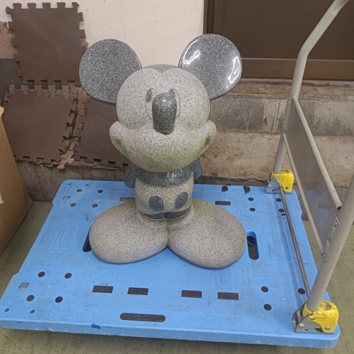 D ミッキーマウス 御影石 置物ディズニー TDL 石像 神奈川県 D ミッキーマウス 御影石 置物ディズニー TDL 石像 神奈川県
