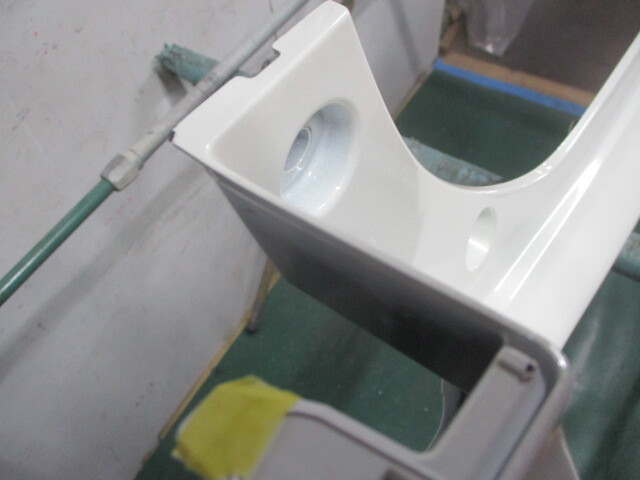 トヨタ ノア ZRR80W リヤ リアバンパー 52159-28966-A1 086 ＊個人宅配送不可＊_画像5