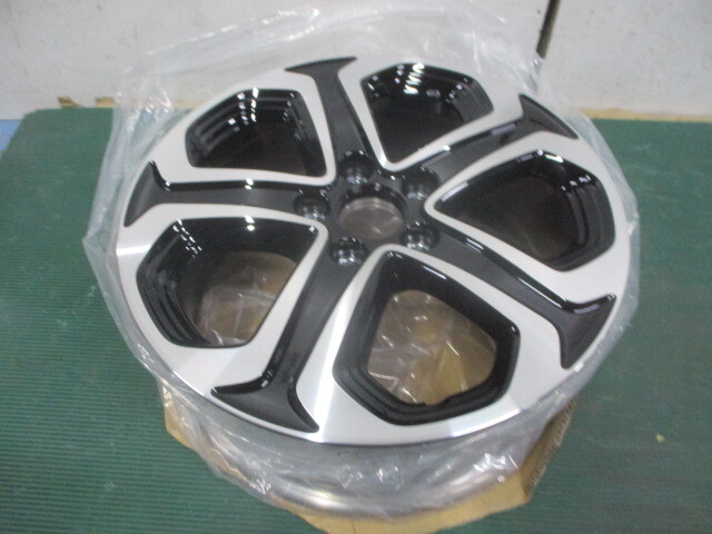 単品 ホンダ ヴェゼル 6AA-RU4 純正 アルミホイール 1本 7J×17 +55 PCD 114.3 5穴 42700-T7A-J71