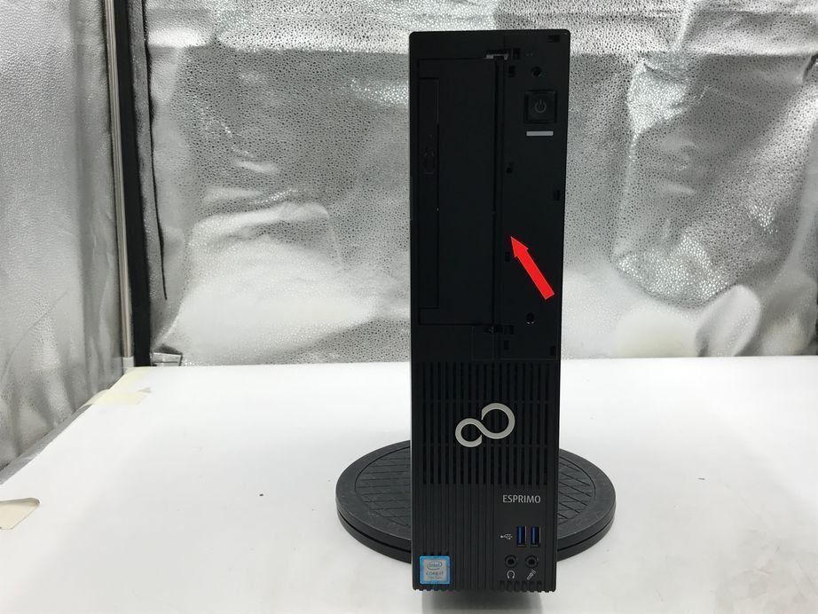 FUJITSU/デスクトップ/SSD 256GB/第7世代Core i7/メモリ4GB/4GB FUJITSU/デスクトップ/SSD 256GB/第7世代Core i7/メモリ4GB/4GB