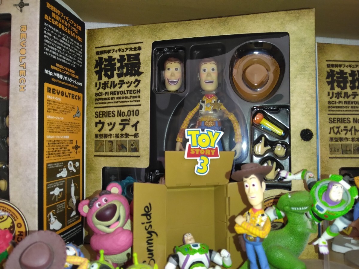 トイストーリー 特撮リボルテック 新品未開封 ウッディ バズ トイストーリー 特撮リボルテック 新品未開封 ウッディ バズ