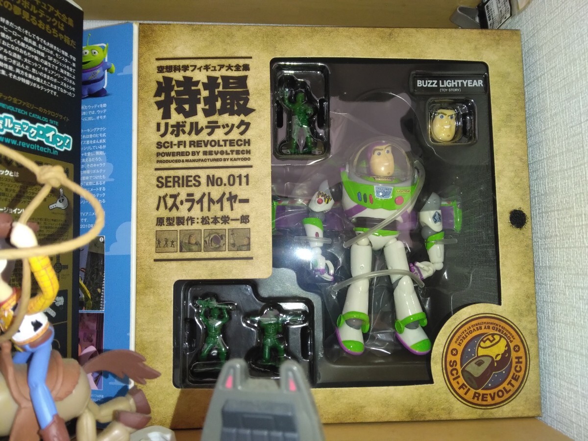 トイストーリー 特撮リボルテック 新品未開封 ウッディ バズ トイストーリー 特撮リボルテック 新品未開封 ウッディ バズ