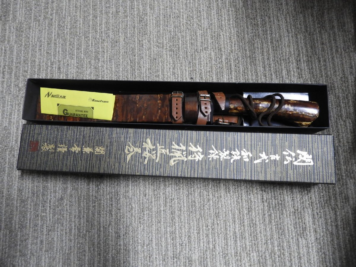 未使用 ハンティングナイフ 関伝古式 兼常作 和鉄製錬狩猟匠桜巻 未使用 ハンティングナイフ 関伝古式 兼常作 和鉄製錬狩猟匠桜巻