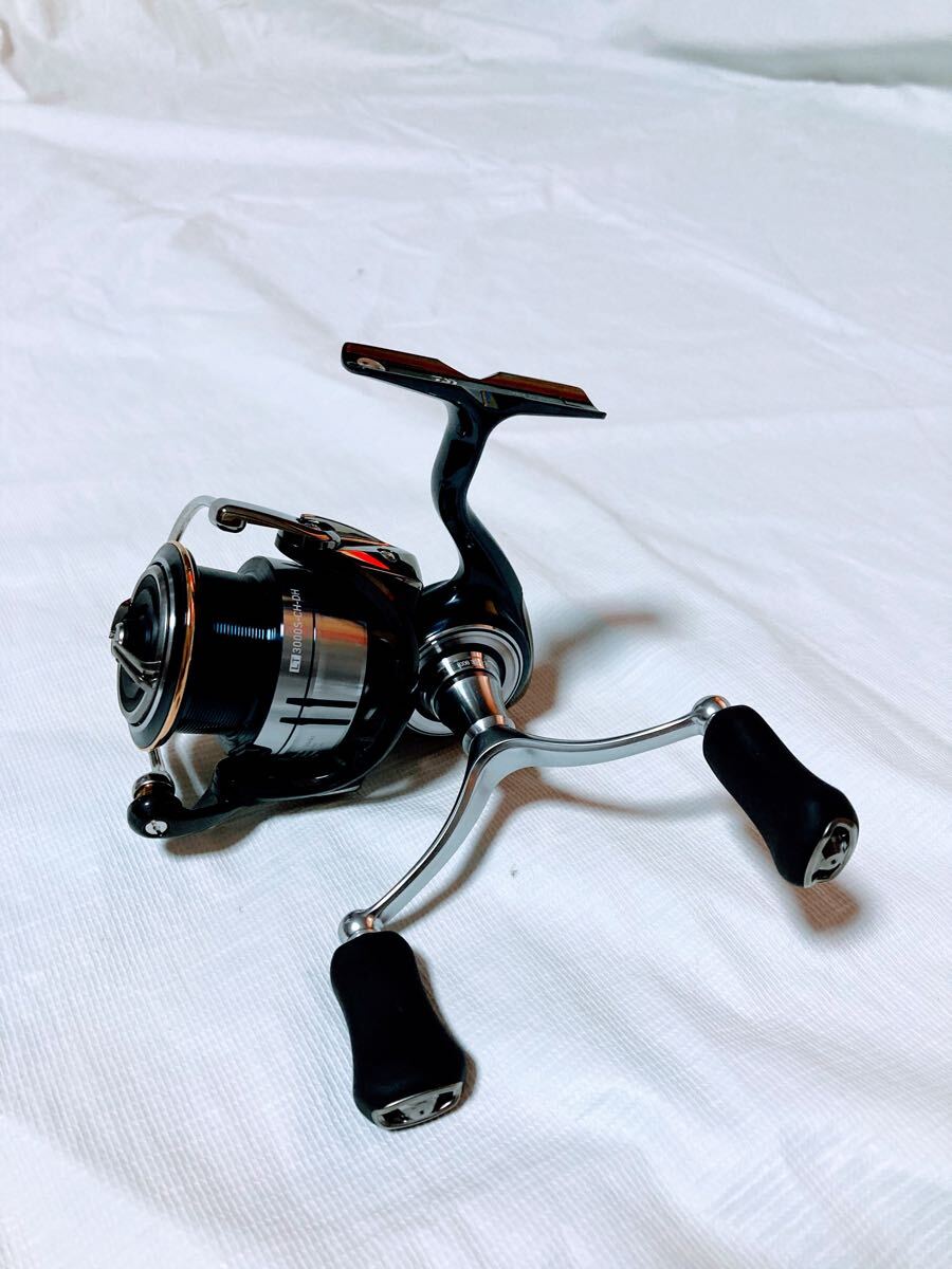 No1678) ダイワ 19 セルテート LT 3000S-CH-DH 未使用品 DAIWA No1678) ダイワ 19 セルテート LT 3000S-CH-DH 未使用品 DAIWA