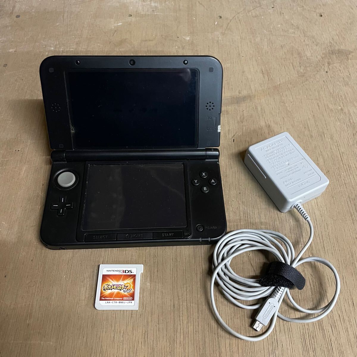 Nintendo 3DS LL 本体 ポケモン サン 付属 アダプター Nintendo 3DS LL 本体 ポケモン サン 付属 アダプター
