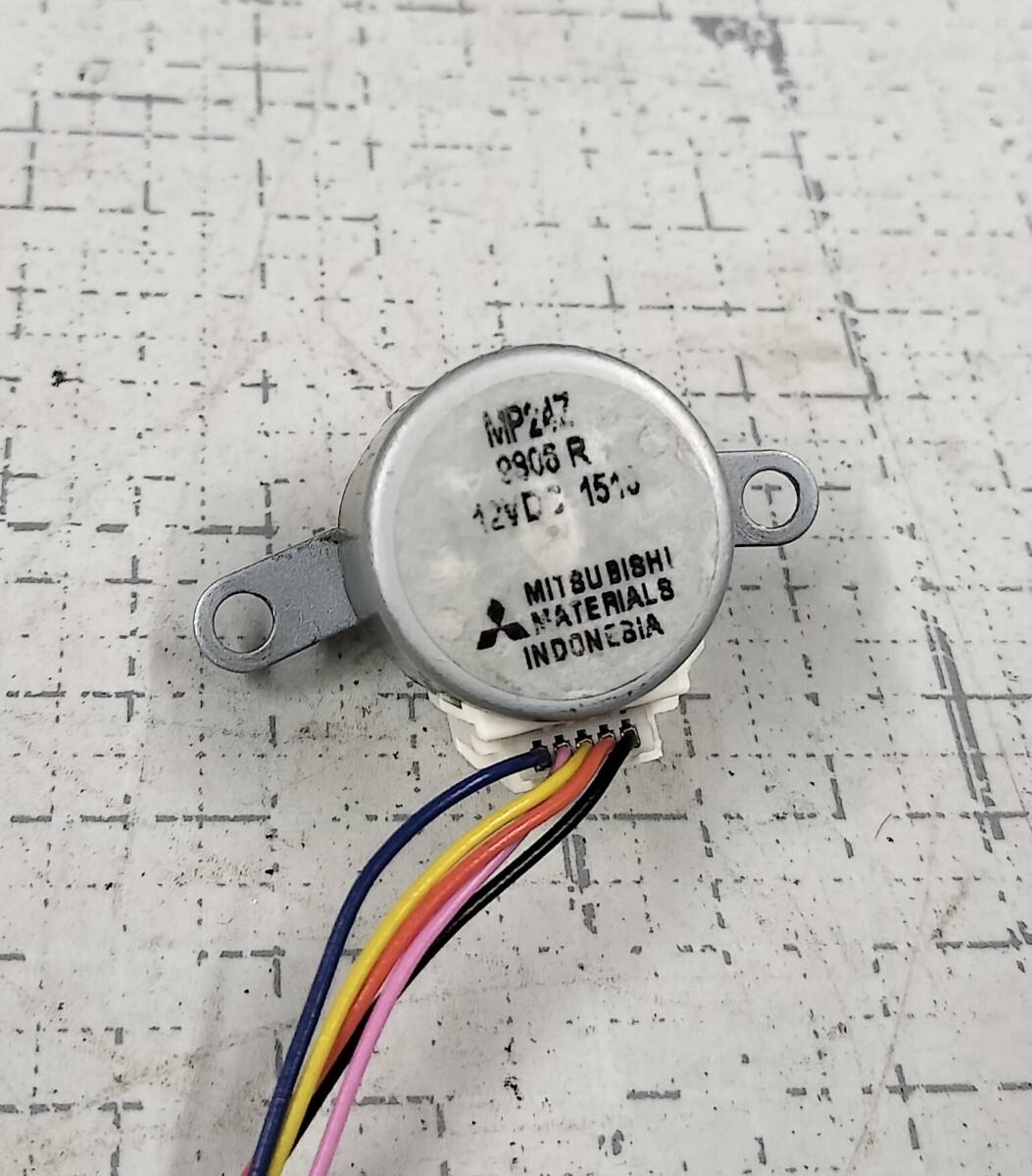 3-長府/送風機ダンパーモーター/MP24Z/12v DC/中古部品