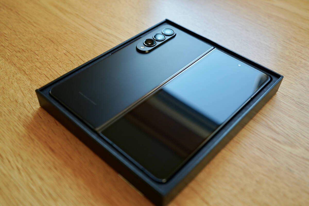 即決☆美品☆送料無料☆Samsung Galaxy Z Fold4 ブラック 256GB SIMフリー 海外モデル SM-F936N 即決☆美品☆送料無料☆Samsung Galaxy Z Fold4 ブラック 256GB SIMフリー 海外モデル SM-F936N