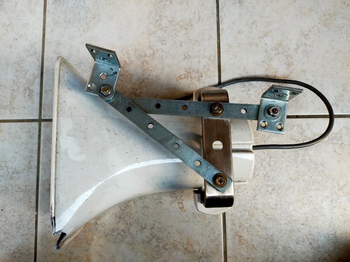 拡声器　族車 ユニペックススピーカー ブルートゥース アンプ 拡声器 12v汎用