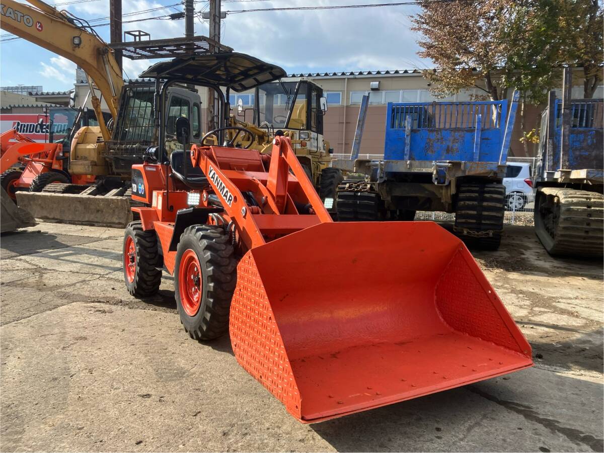 ヤンマーY20タイヤショベル除雪ローダー・ボブキャット排雪 ヤンマーY20タイヤショベル除雪ローダー・ボブキャット排雪