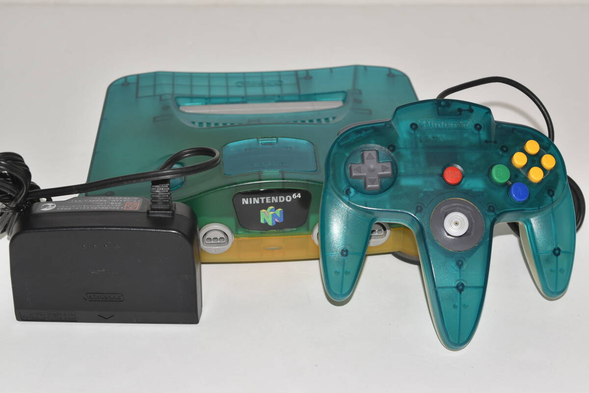 25S 【中古品】 Nintendo64 本体 クリアブルー コントローラー ACアダプター付き N64 ニンテンドー64 ロクヨン　NUS-001（JPN)