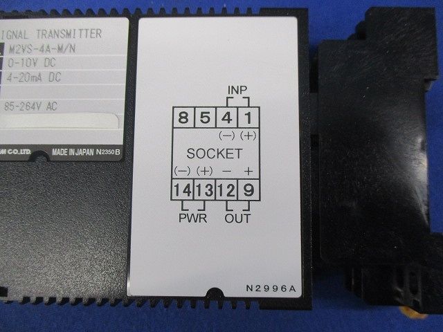 直流入力変換器(撮影の為開梱) M2VS-4A-M/N 直流入力変換器(撮影の為開梱) M2VS-4A-M/N