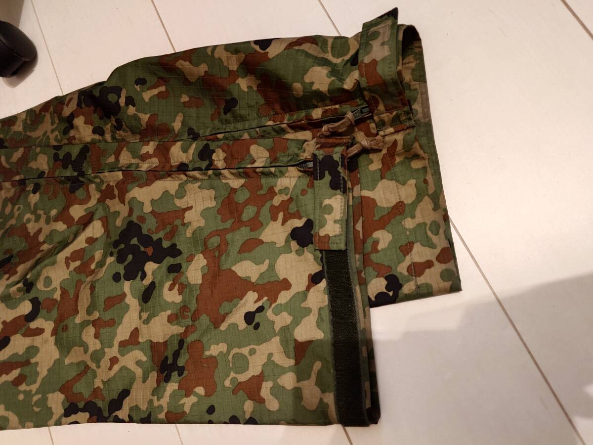 陸上自衛隊 官品レインコート 携帯雨具3型上下 サイズ3A デッド