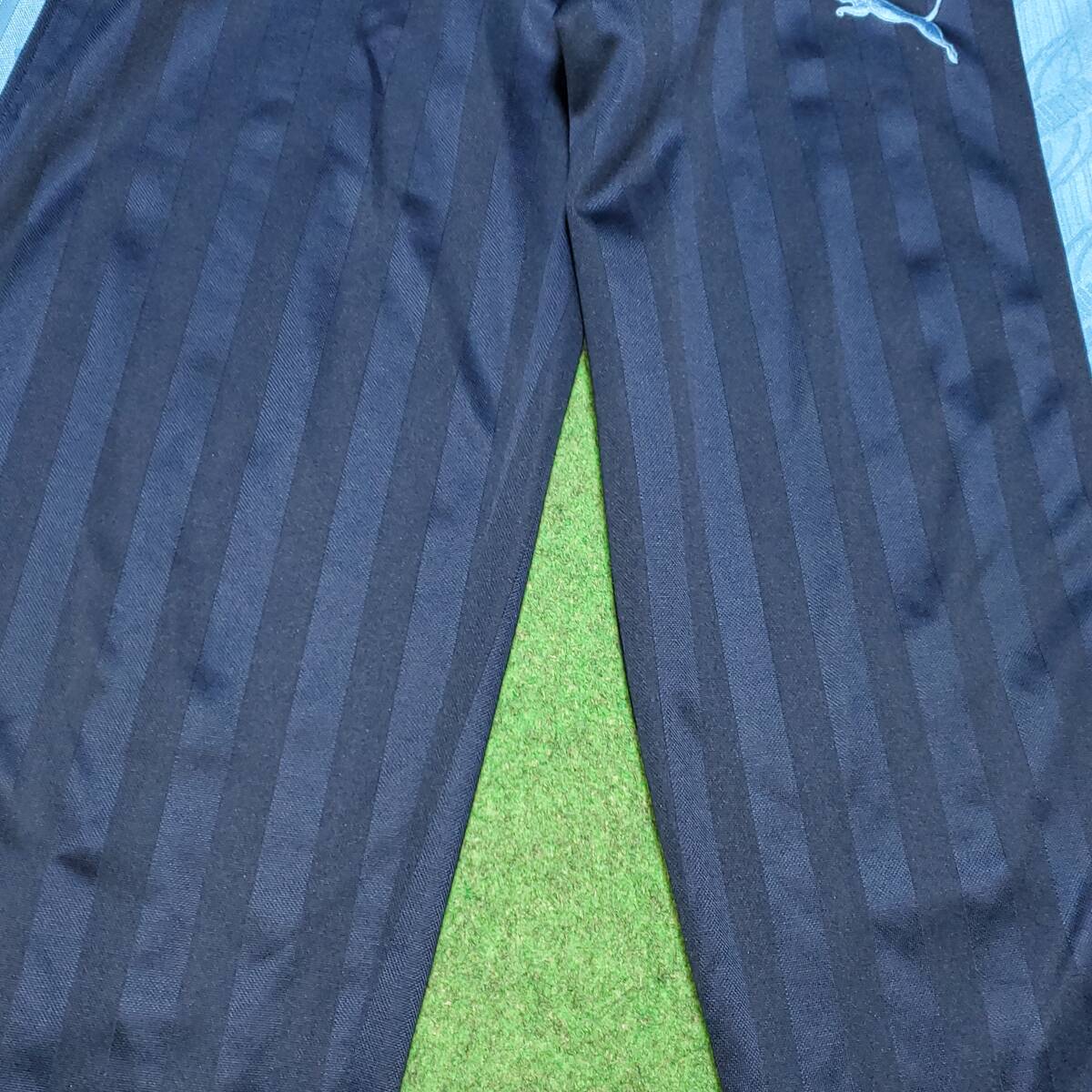 PUMA ストライプ ジャージ 下 紺x水色 / SS　(女性にも) プーマジャパン ジュビロ フロンターレ