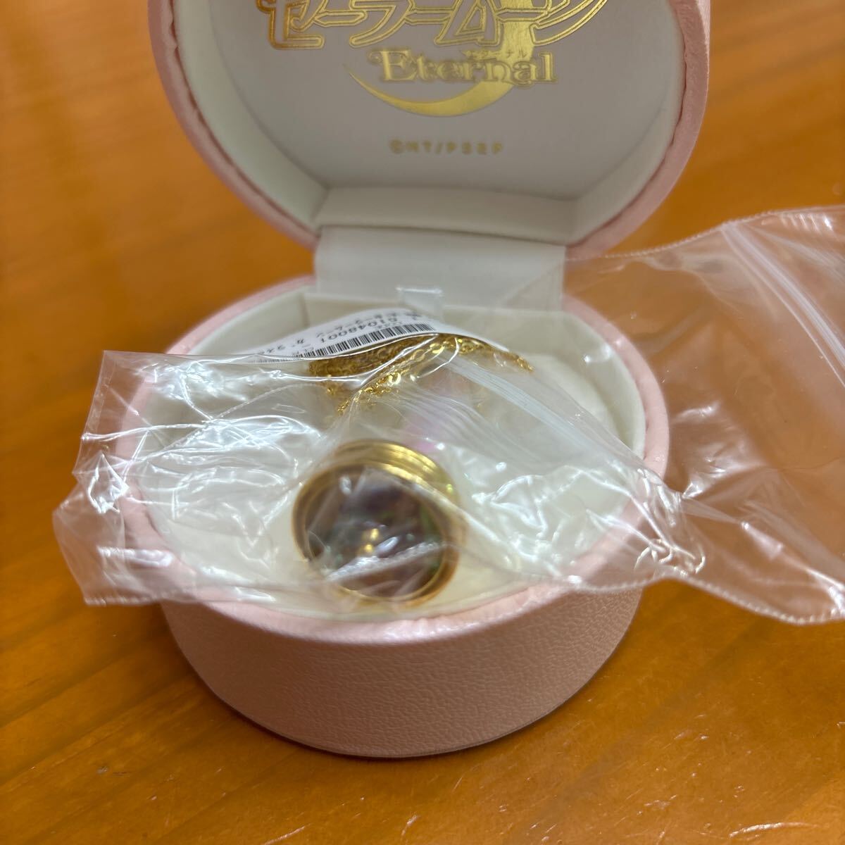 美少女戦士セーラームーン ガラスの万華鏡ペンダント 限定品にて 美少女戦士セーラームーン ガラスの万華鏡ペンダント 限定品にて