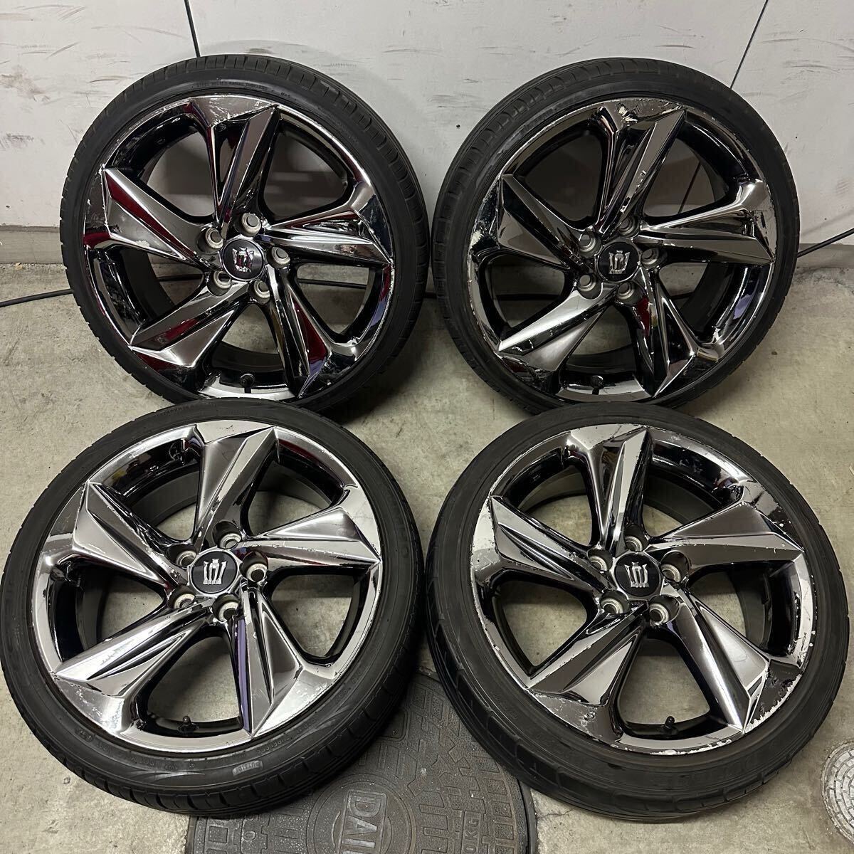 トヨタ 220 クラウン RS 純正 アルミホイール 中古 タイヤ トヨタ 220 クラウン RS 純正 アルミホイール 中古 タイヤ