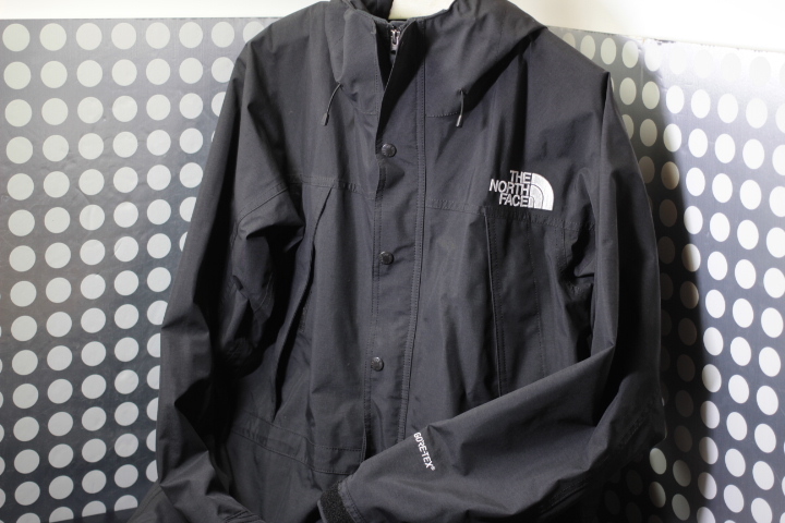 NP11834★THE NORTH FACE　MOUNTAIN LIGHT JACKET★★M★数回使用!!中古:美品!!　送￥0.