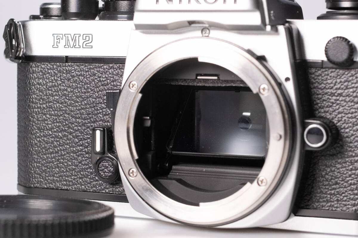 Yahoo!オークション - 【良品 動作確認】Nikon New FM2 シルバー Yahoo!オークション - 【良品 動作確認】Nikon New FM2 シルバー