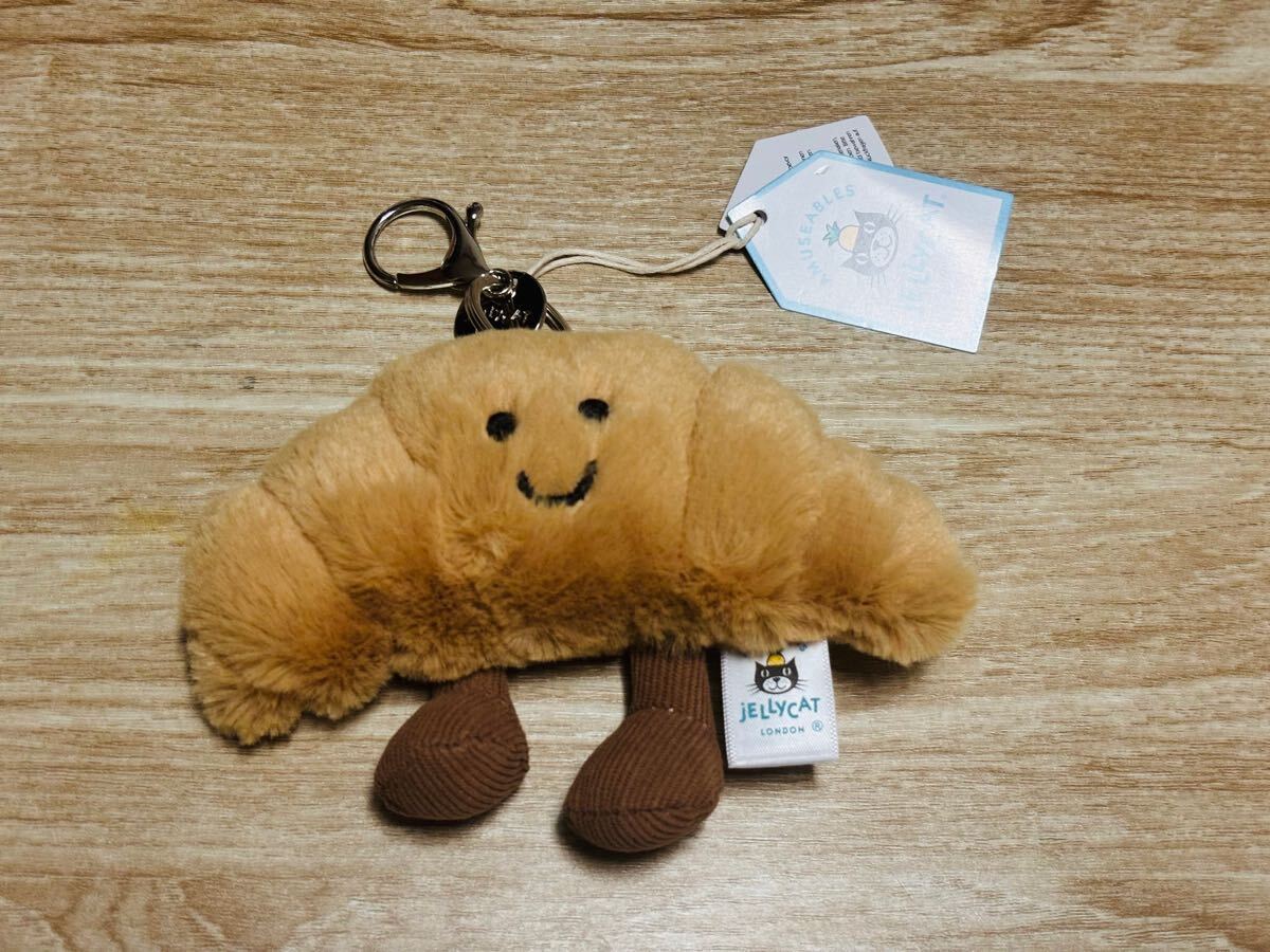  ジェリーキャット クロワッサン型キーホルダー 新品✨ 新品 JELLYCAT ジェリーキャット 英国王室御用達 クロワッサン型