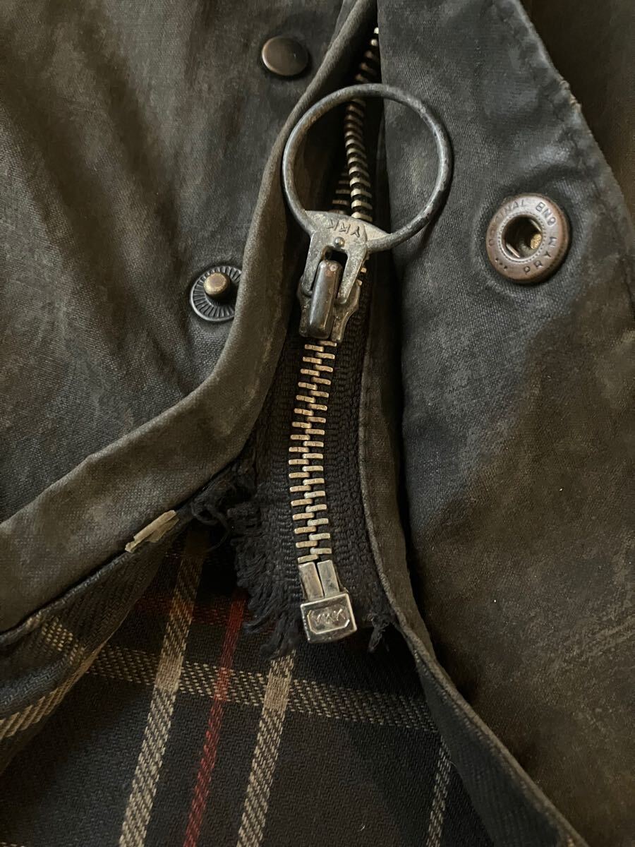 雰囲気抜群 80s 英国製 Barbour INTERNATIONAL SUIT バブアー 雰囲気抜群 80s 英国製 Barbour INTERNATIONAL SUIT バブアー