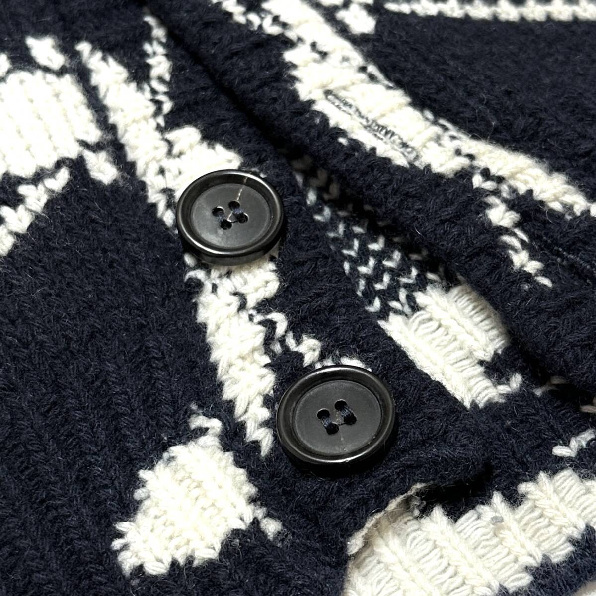 正規品 PRADA OVERSIZE FLORAL JACQUARD WOOL CASHMERE CARDIGAN 正規品 PRADA OVERSIZE FLORAL JACQUARD WOOL CASHMERE CARDIGAN