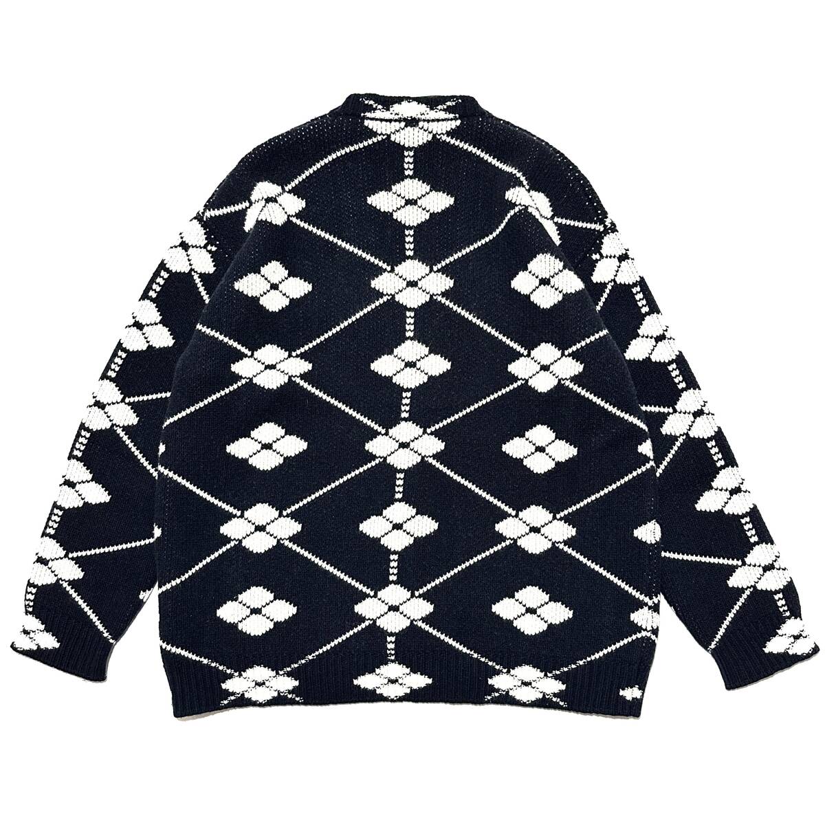 正規品 PRADA OVERSIZE FLORAL JACQUARD WOOL CASHMERE CARDIGAN 正規品 PRADA OVERSIZE FLORAL JACQUARD WOOL CASHMERE CARDIGAN