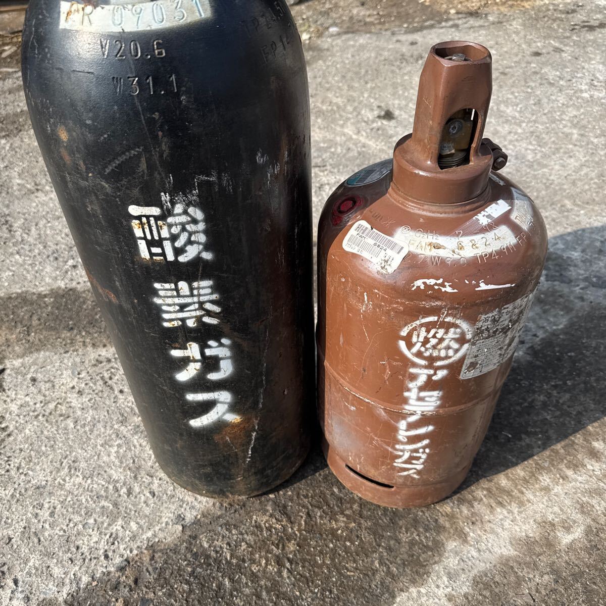 アセチレン酸素残量あり ボンベ引き取り限定(溶接機)|売買され アセチレン酸素残量あり ボンベ引き取り限定(溶接機)|売買され