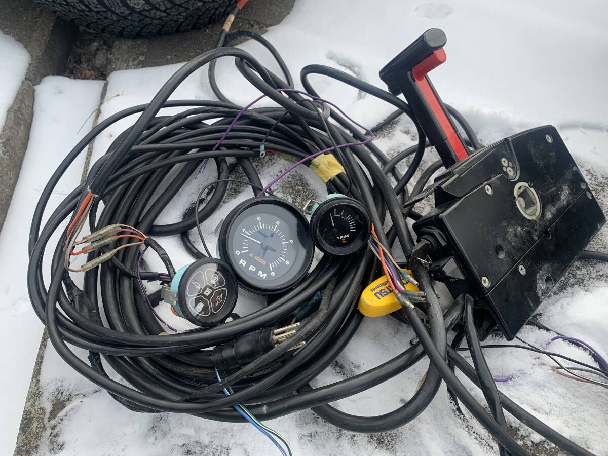 船外機 マーキュリー MERCURY 150馬力 メーター ケーブル付き 船外機 マーキュリー MERCURY 150馬力 メーター ケーブル付き