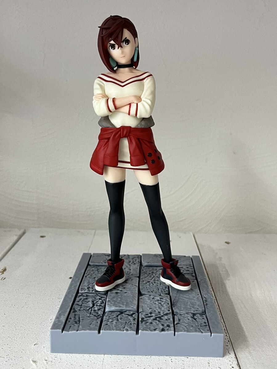 Amazon.co.jp: ダンダダン モモ＆オカルン2種セット フィギュア