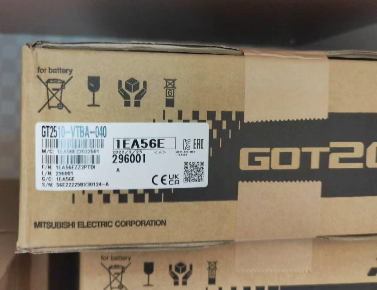 新品★東京発★適格請求★税込 MITSUBISHI/三菱 GT2510-VTBA-040 タッチパネル ★６ヶ月保証